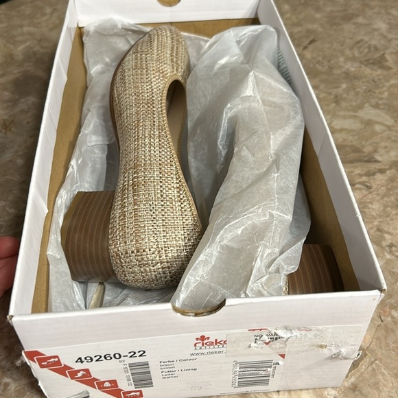 Rieker shoe,woman  leather,chunky heel 49260-22 size 6 NEW! Reg 140$ - Picture 12 of 14